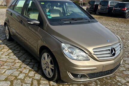 Mercedes-Benz B 180 Gebrauchtwagen