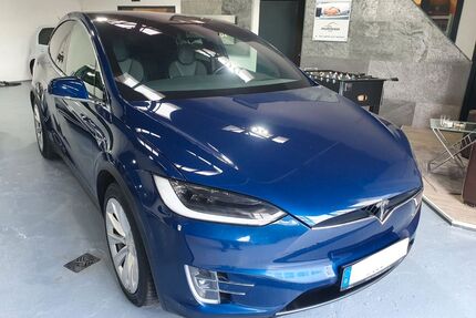 Tesla Model X Gebrauchtwagen