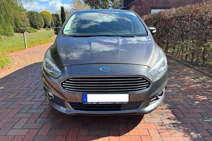 Ford S-Max Gebrauchtwagen