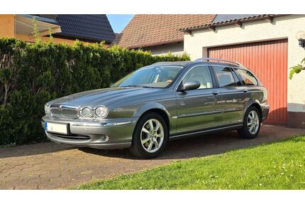 Jaguar X-Type Gebrauchtwagen