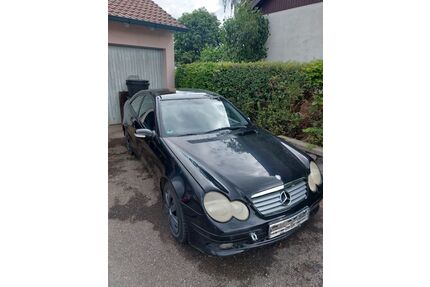 Mercedes-Benz 230 Gebrauchtwagen