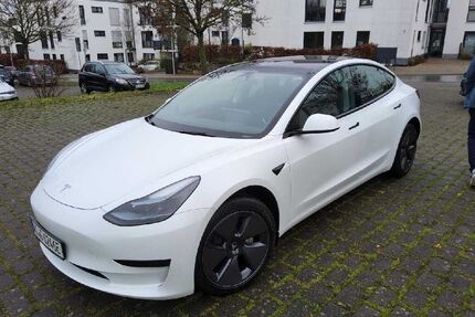 Tesla Model 3 Gebrauchtwagen