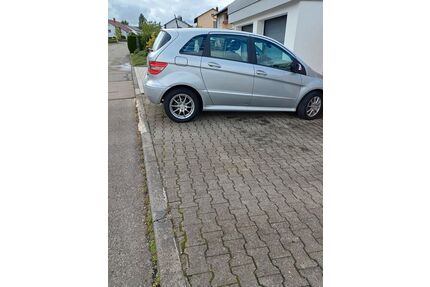 Mercedes-Benz B 200 Gebrauchtwagen