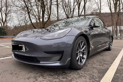 Tesla Model 3 Gebrauchtwagen