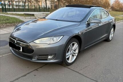 Tesla Model S Gebrauchtwagen
