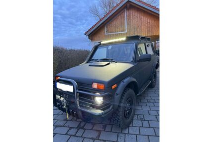 Lada Niva Gebrauchtwagen