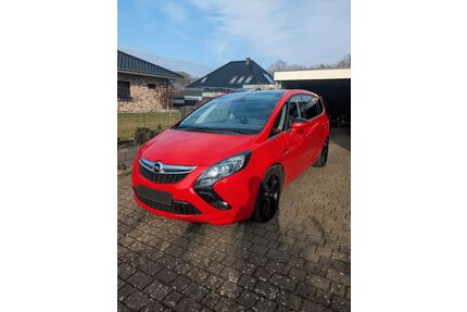 Opel Zafira Tourer Gebrauchtwagen