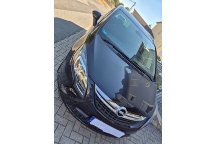 Opel Zafira Tourer Gebrauchtwagen