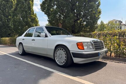 Mercedes-Benz E 230 Gebrauchtwagen