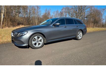 Mercedes-Benz E 220 Gebrauchtwagen