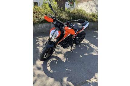 KTM 125 Duke Gebrauchtwagen