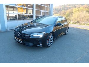 Opel Insignia B Sports Tourer GSi 4x4 Gebrauchtwagen