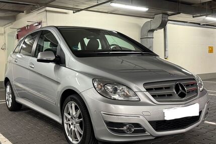 Mercedes-Benz B 180 Gebrauchtwagen