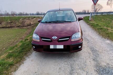 Nissan Almera Tino Gebrauchtwagen