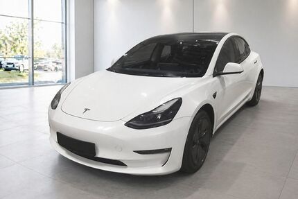 Tesla Model 3 Gebrauchtwagen