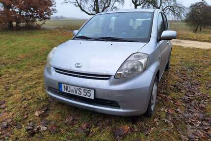 Daihatsu Sirion 