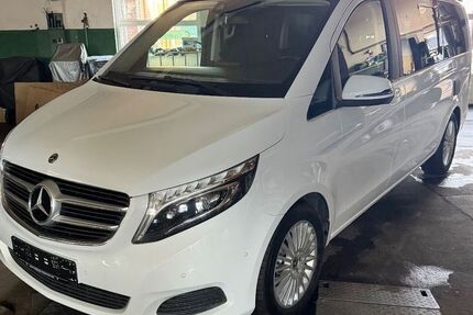 Mercedes-Benz 220 Gebrauchtwagen