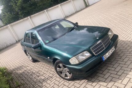 Mercedes-Benz C 180 Gebrauchtwagen