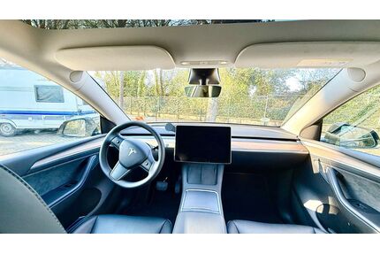 Tesla Model Y Gebrauchtwagen