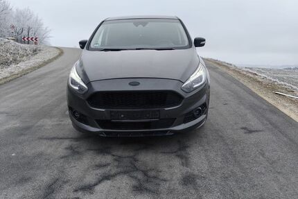 Ford S-Max Gebrauchtwagen