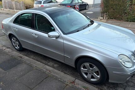 Mercedes-Benz 220 Gebrauchtwagen