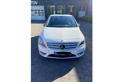 Mercedes-Benz B 180 Gebrauchtwagen