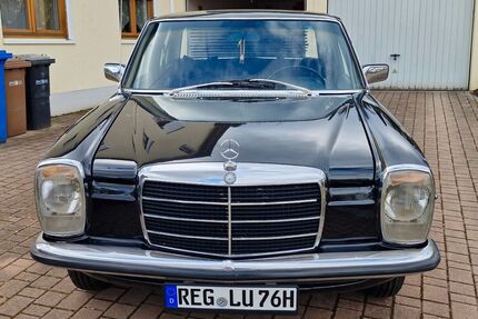 Mercedes-Benz 220 Gebrauchtwagen