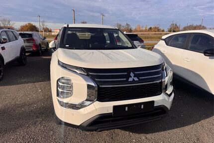 Mitsubishi Plug-in Hybrid Outlander Gebrauchtwagen