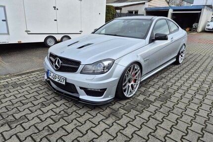 Mercedes-Benz C 63 AMG Coupe Edition 507 Panoramadach 