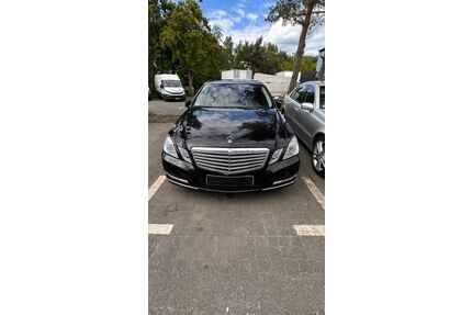 Mercedes-Benz 220 Gebrauchtwagen