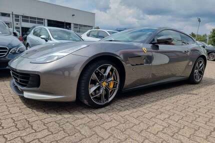 Ferrari GTC4 Lusso Gebrauchtwagen