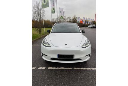 Tesla Model Y Gebrauchtwagen