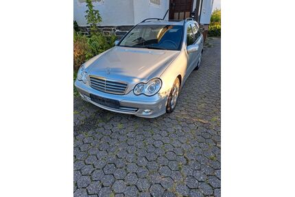 Mercedes-Benz 220 Gebrauchtwagen