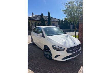 Mercedes-Benz B 180 Gebrauchtwagen