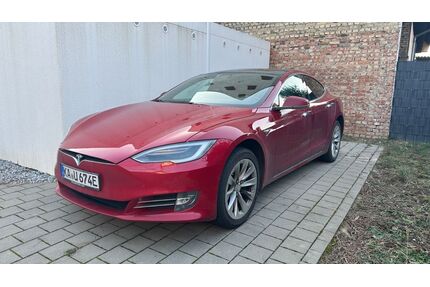 Tesla Model S Gebrauchtwagen