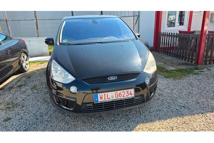 Ford S-Max Gebrauchtwagen