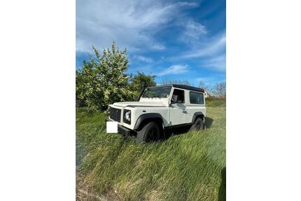 Land Rover Defender Gebrauchtwagen