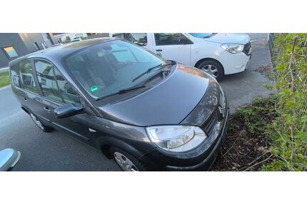 Renault Grand Scenic Gebrauchtwagen