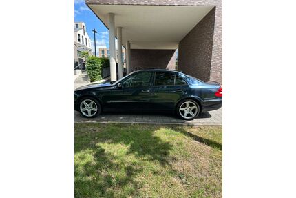 Mercedes-Benz E 240 Gebrauchtwagen