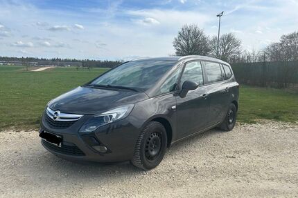 Opel Zafira Tourer Gebrauchtwagen