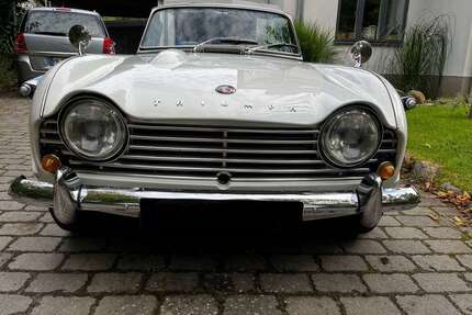 Triumph TR4 