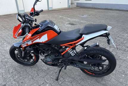 KTM 125 Duke Gebrauchtwagen