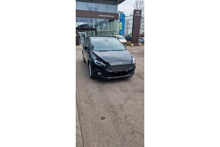 Ford S-Max Gebrauchtwagen