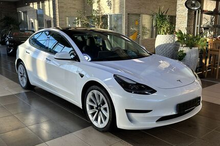 Tesla Model 3 Gebrauchtwagen