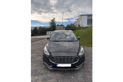 Ford S-Max Gebrauchtwagen