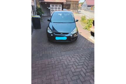Ford S-Max Gebrauchtwagen