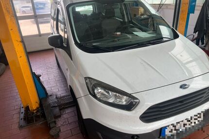 Ford Courier Gebrauchtwagen