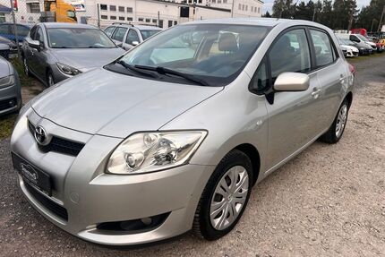 Opel Auris 