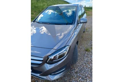 Mercedes-Benz B 180 Gebrauchtwagen