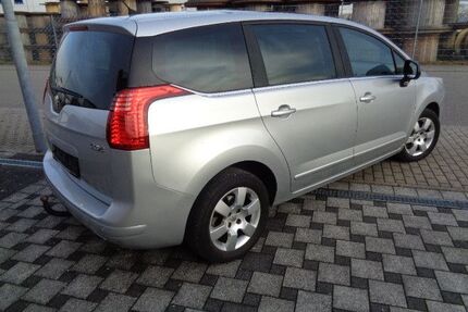 Peugeot 5008 Gebrauchtwagen